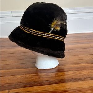 Vintage North King Faux Fur Cloche Bucket Hat